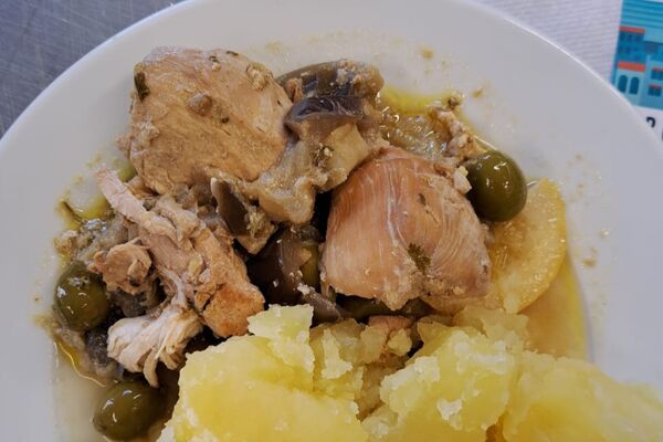 Nous avons dégusté un repas marocain
