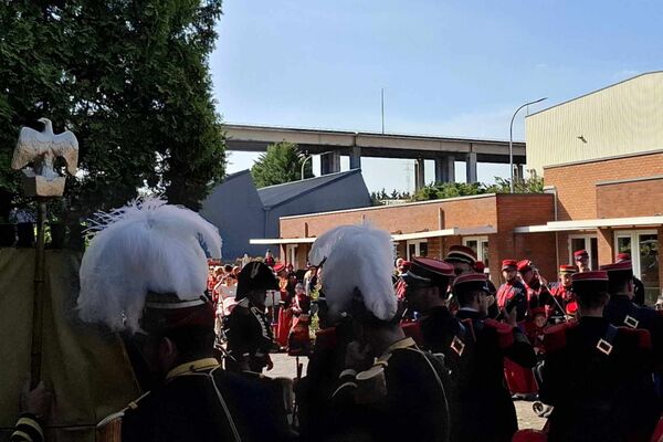Les marcheurs ont fait une halte au sein de la résidence