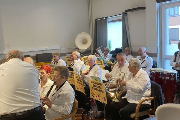 Ce11 octobre nous avons accueilli l'orchestre senior de Châtelet