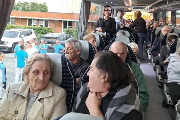 Nous sommes partis toute la journée pour une croisière à Dinant