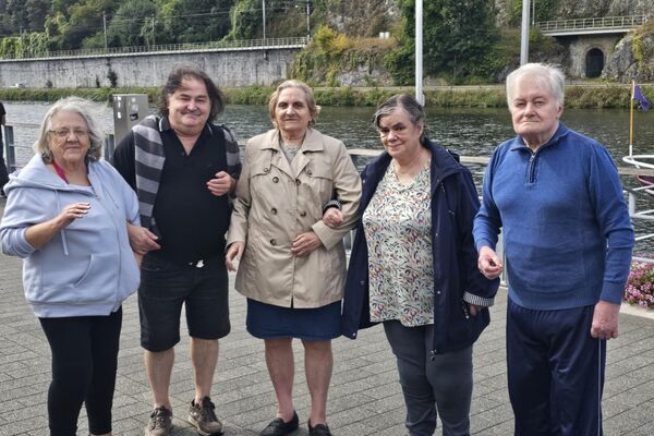 Nous sommes partis toute la journée pour une croisière à Dinant