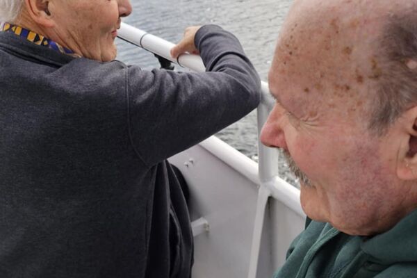 Nous sommes partis toute la journée pour une croisière à Dinant