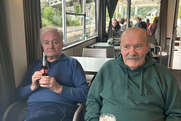Nous sommes partis toute la journée pour une croisière à Dinant